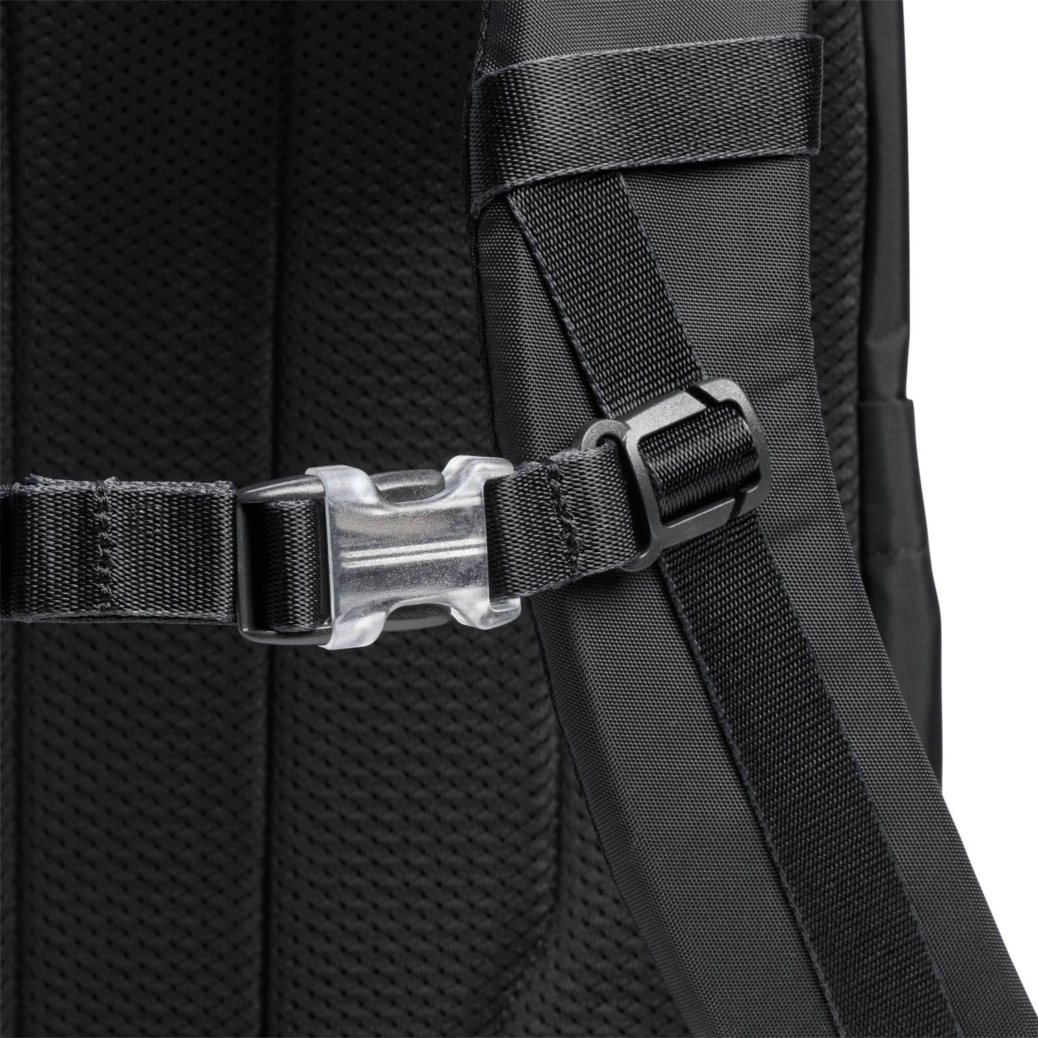 The Vitalize Backpack | 30.9 QT NH4