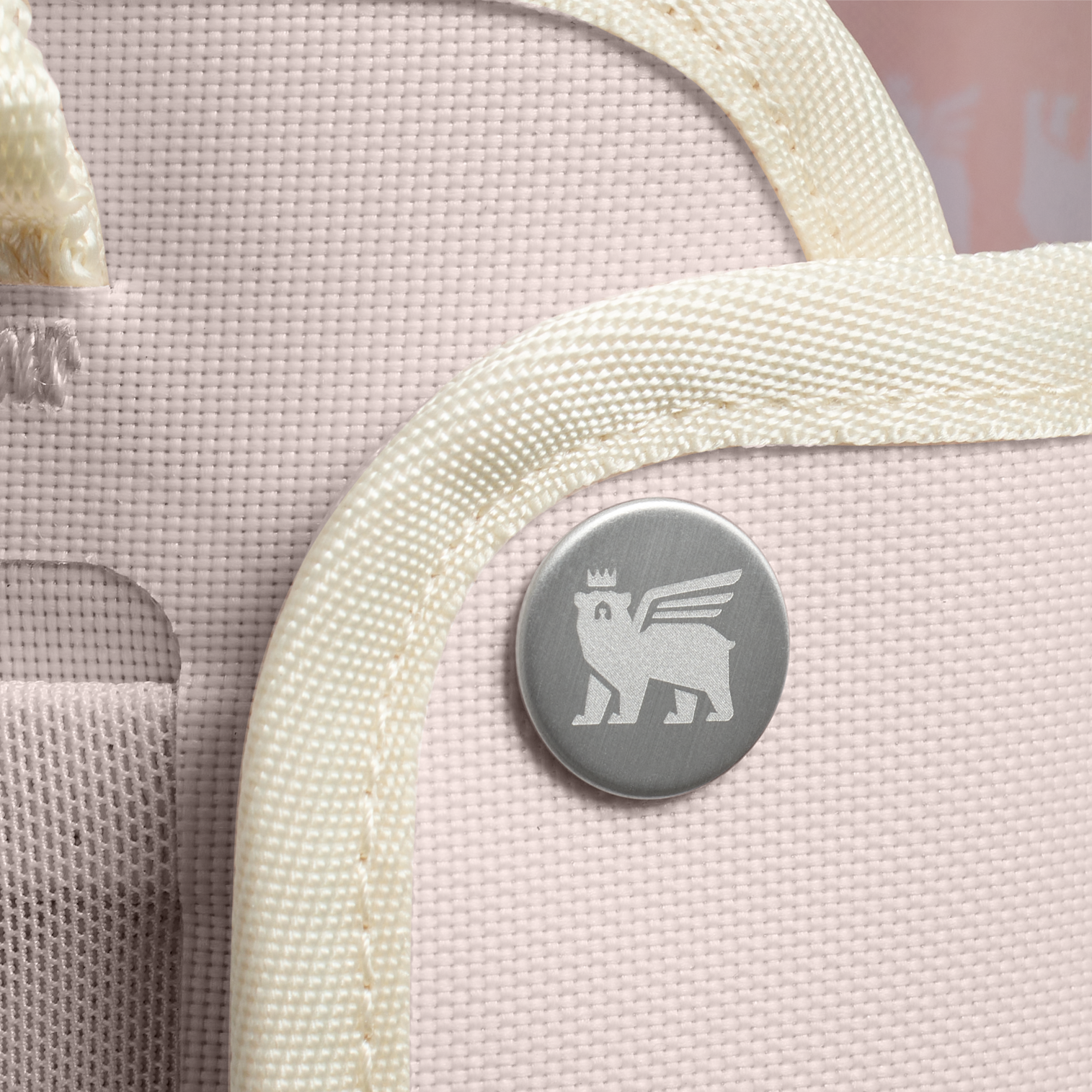 The All Day 30 OZ Quencher Carry-All KE8